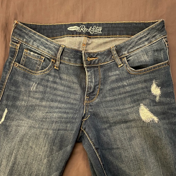 Old Navy jeans, distressed, size 4 regular - Picture 3 of 3